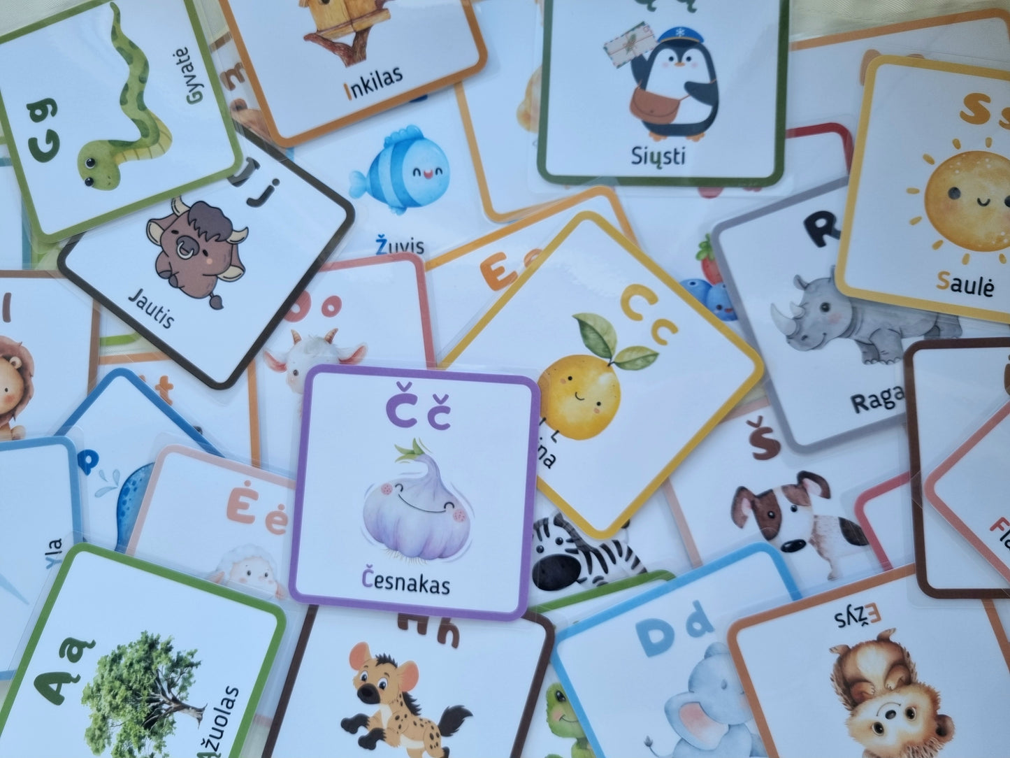 Lietuviškos abėcėlės kortelės