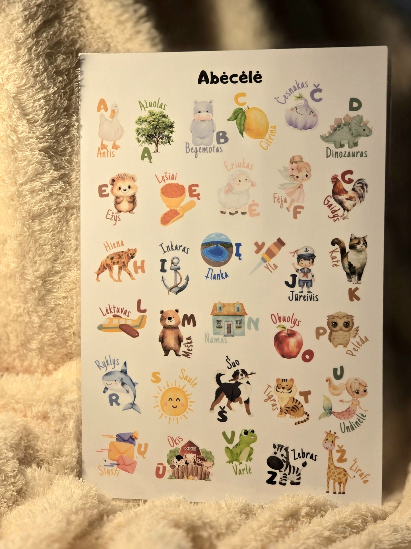 Lietuviškos abėcėlės plakatas (A4)